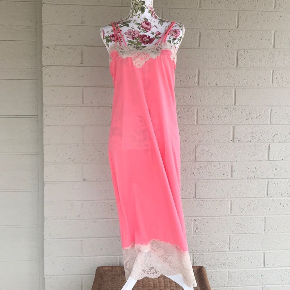 VanRaalte Salmon Pink 1960s Slip